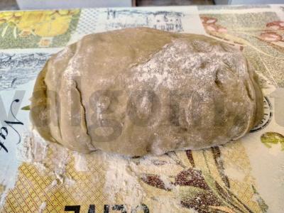 Tortas „Napoleonas“ su dviem tešlos rūšimis Žingsnis 5