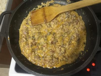 Grietinės padažas su bekonu ir grybais Žingsnis 5