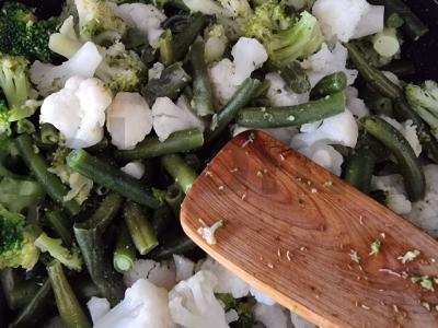 Troškinti daržovės augaliniame aliejuje Žingsnis 1