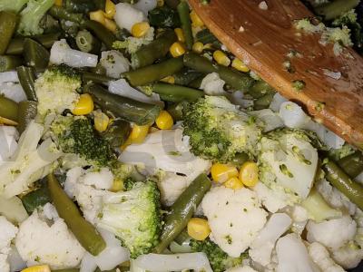 Troškinti daržovės augaliniame aliejuje Žingsnis 4