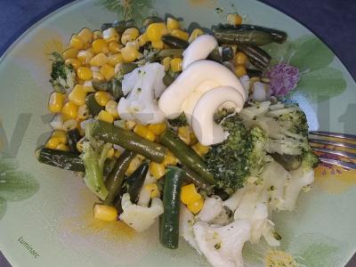 Troškinti daržovės augaliniame aliejuje pagrindine nuotrauka