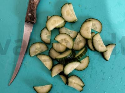 Lengvas salotas su avokadu ir tunu Žingsnis 2