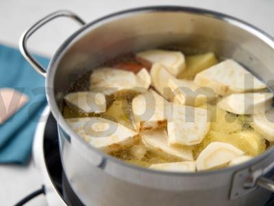 Šakniavaisių tyrės sriuba Žingsnis 3