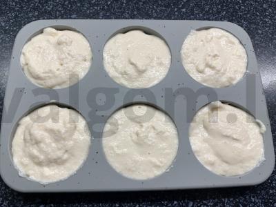 Vafliai su vaikų varške ir kokosų miltais Žingsnis 4