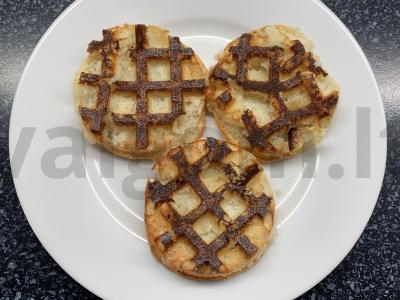 Vafliai su vaikų varške ir kokosų miltais pagrindine nuotrauka