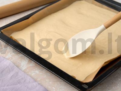 Biskvitinis ritinys su džemu Žingsnis 3