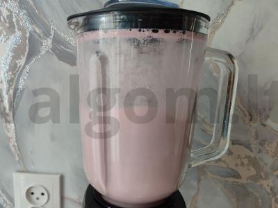 Saldus kokteilas su vyšnių sultimis ir moliūgų sėklomis Žingsnis 3