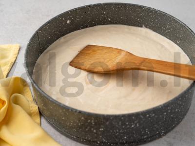 Tortas „Kriaušės karamelėje“ Žingsnis 4