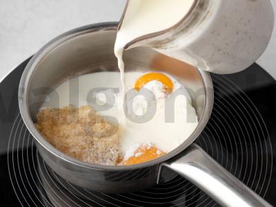 Tortas „Kriaušės karamelėje“ Žingsnis 13