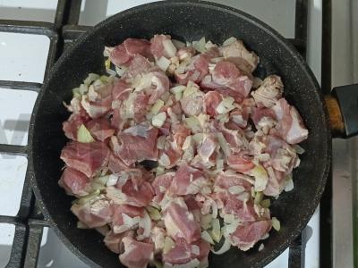 Kalakutienos troškinys Žingsnis 3