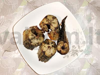 Skumbrija grietinėlės padaže su krapais, kepta orkaitėje pagrindine nuotrauka