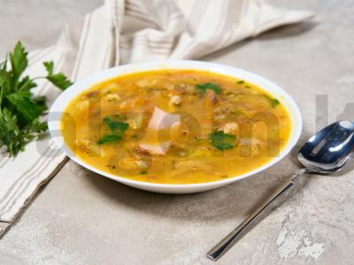 Kopūstų sriuba su kiaulienos šonkauliais pagrindine nuotrauka