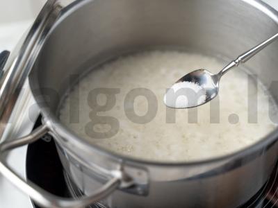 Žuvies konservų ir ryžių kotletai Žingsnis 2