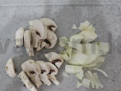 Makaronai su karpačiu, sūriu ir grybais Žingsnis 3