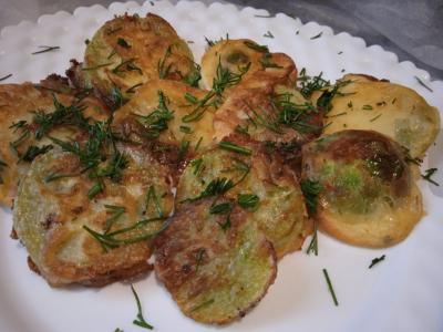 Žalios pomidorai tešloje su grietine pagrindine nuotrauka