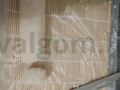 Rulonai su krevetėmis ir minkštu sūriu Žingsnis 11