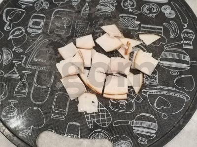 Pica su rūkytomis šoninėmis ir vištienos filė Žingsnis 4