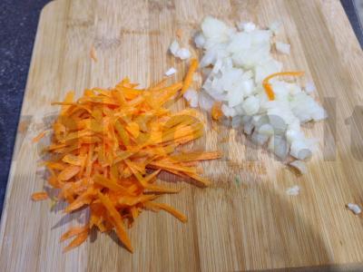 Žuvies filė su daržovėmis po sūriu Žingsnis 3