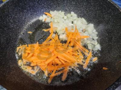 Žuvies filė su daržovėmis po sūriu Žingsnis 4