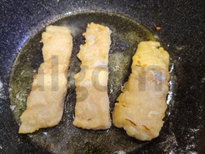 Žuvies filė su daržovėmis po sūriu Žingsnis 8