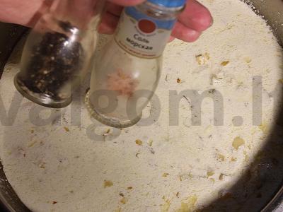 Midijos grietinėlės-sūrio padaže su dorblu Žingsnis 7