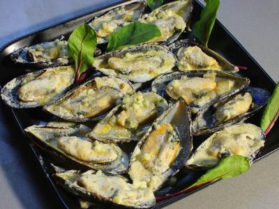 Midijos grietinėlės-sūrio padaže su dorblu pagrindine nuotrauka