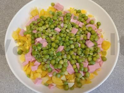 Žieminis salotas su žaliais žirneliais Žingsnis 4