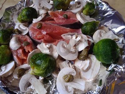 Lašiša, kepta su pievagrybiais ir Briuselio kopūstais po sūriu Žingsnis 4