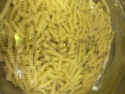 Makaronai grietinėlės svieste Žingsnis 2