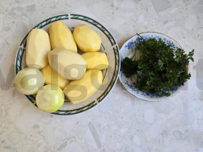 Kalakutiena puode su bulvėmis Žingsnis 1