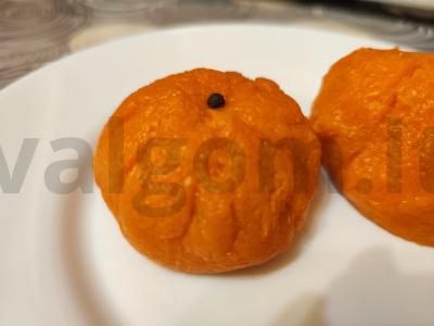 Lašišų salotas „Mandarinka“ pagrindine nuotrauka