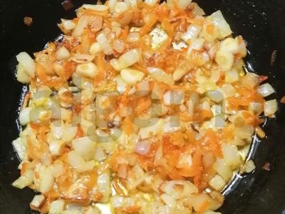 Vegetariškas sriuba su baltais konservuotais pupelėmis Žingsnis 3