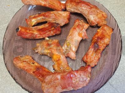 Kepti kiaulienos šonkauliukai, marinuoti mandarinų marinade Žingsnis 8