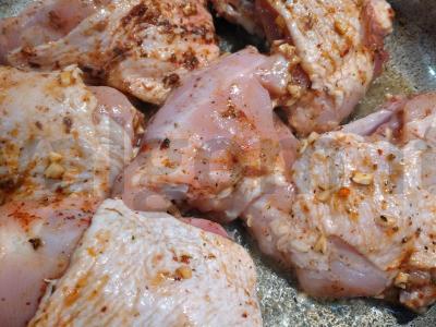 Puikūs šlaunelės pomidorų padaže Žingsnis 5