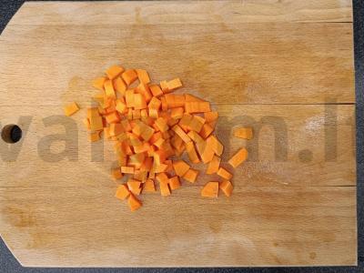 Grybų sriuba su kiaušinių makaronais Žingsnis 3