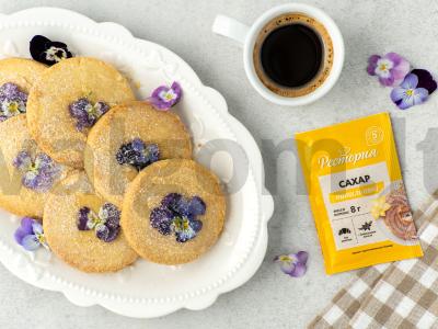 Pavasariniai sausainiai su gėlėmis pagrindine nuotrauka