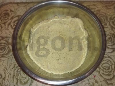 Pyragas su žemės riešutais „Bulvė“ Žingsnis 1