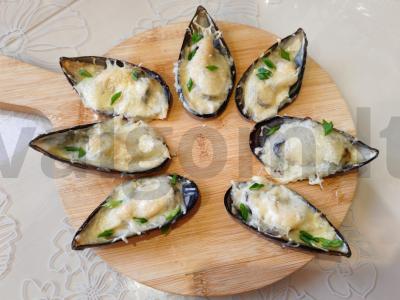 Midijos, keptos česnako-majonezo padaže Žingsnis 7