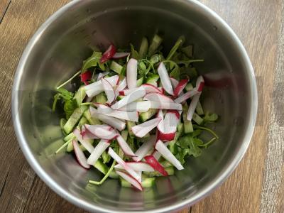 Lengvas salotas su rukola, quinoa ir daržovėmis Žingsnis 3