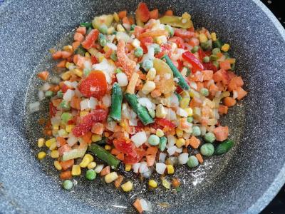 Daržovių omletas Žingsnis 1