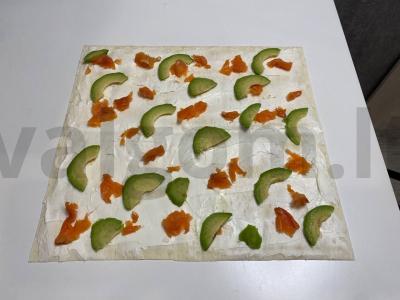 Rulėlis su lašiša ir varškės sūriu Žingsnis 3