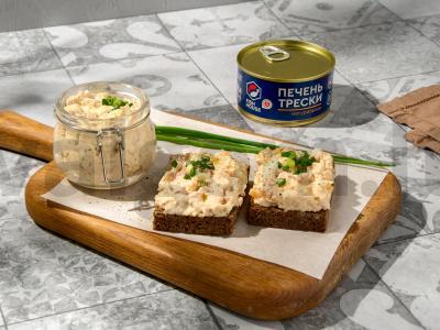 Menkių kepenų užtepas su sūriu pagrindine nuotrauka