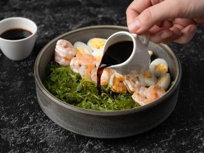 Salotas su čuka ir krevetėmis Žingsnis 4