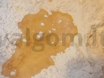 Pica „Namų“ su dviem sūrio rūšimis Žingsnis 2