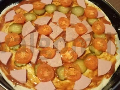 Pica „Namų“ su dviem sūrio rūšimis Žingsnis 6