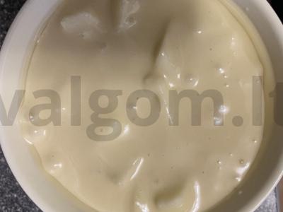 Kukurūzų miltų šarlotė Žingsnis 4