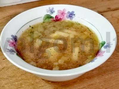 Pupelių sriuba pagrindine nuotrauka