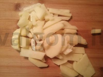 Kepta bulvė su šonine ir svogūnais Žingsnis 3