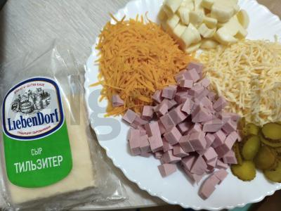 Trijų rūšių sūrio pica Žingsnis 2