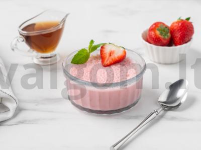 Uogų ledai iš kefyro pagrindine nuotrauka